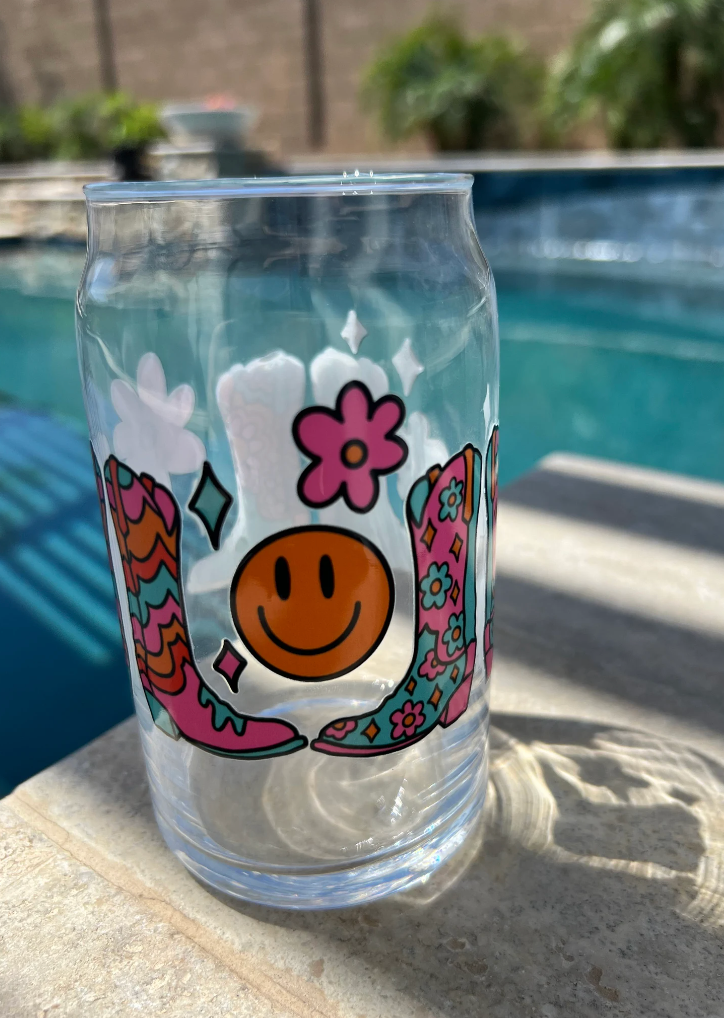 16oz Glass Smiley Groovy Boots Cup